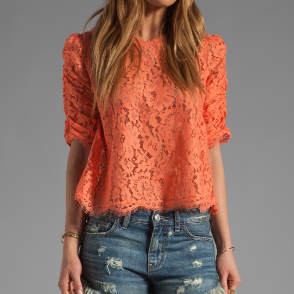 Joie All over Lace Fanny top sz S